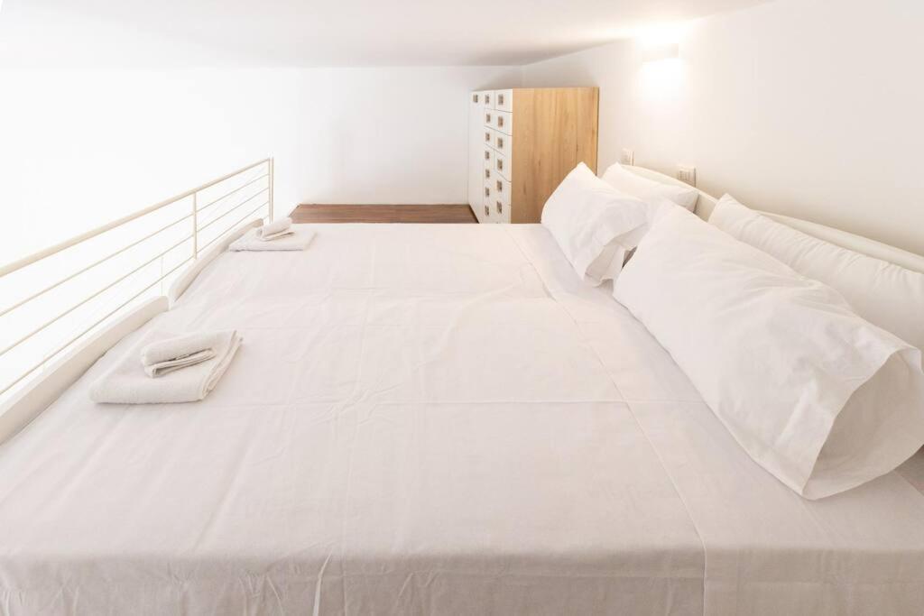 Loft2 Via Morosini Centro Varese - Ixihome Bagian luar foto
